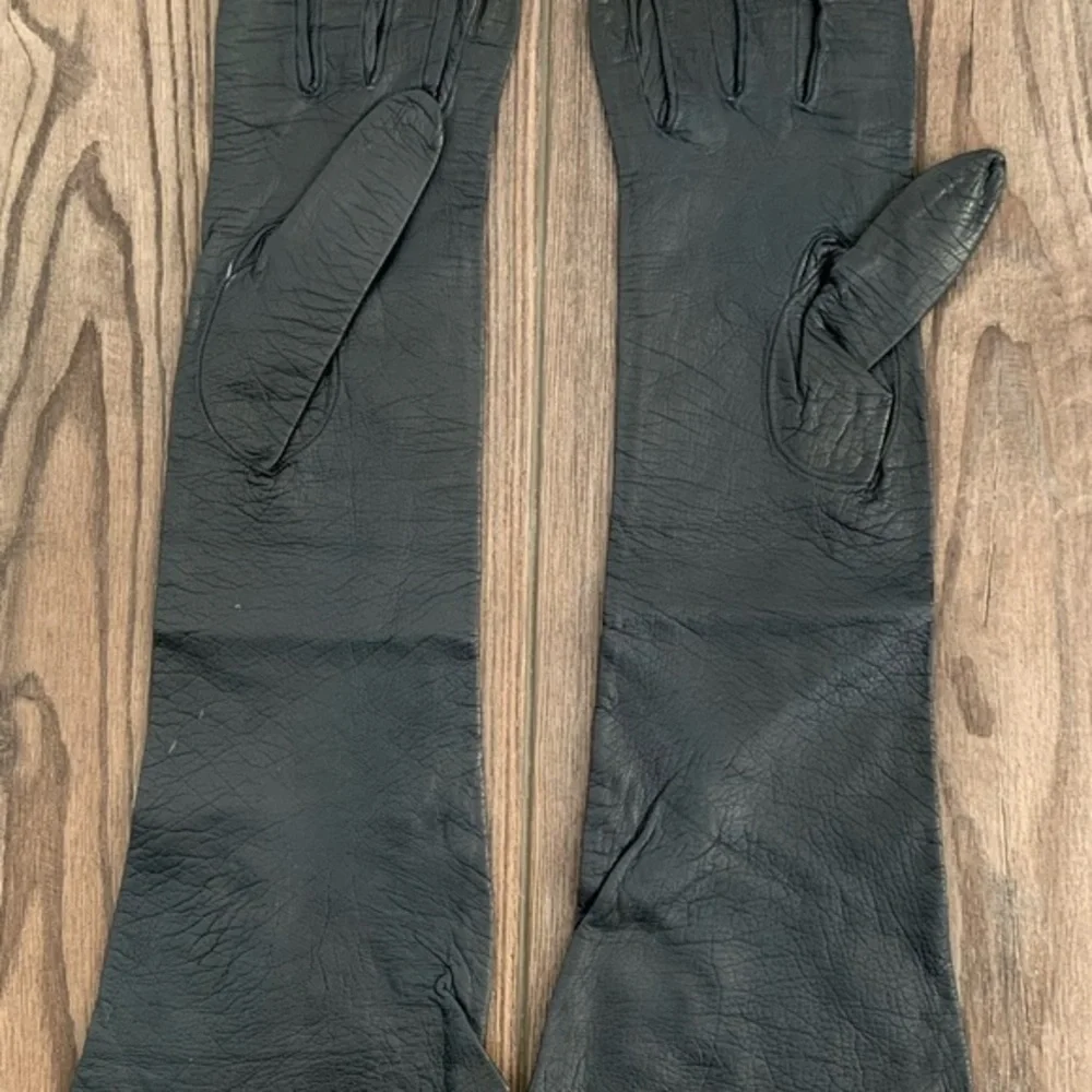 Gloves